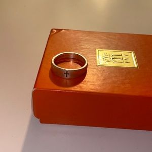 James Avery Cross Ring size 5.5